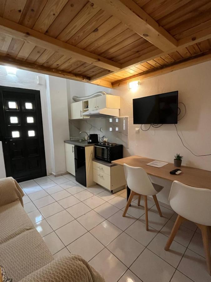 Hermanos City Apartment'S Iraklion Buitenkant foto